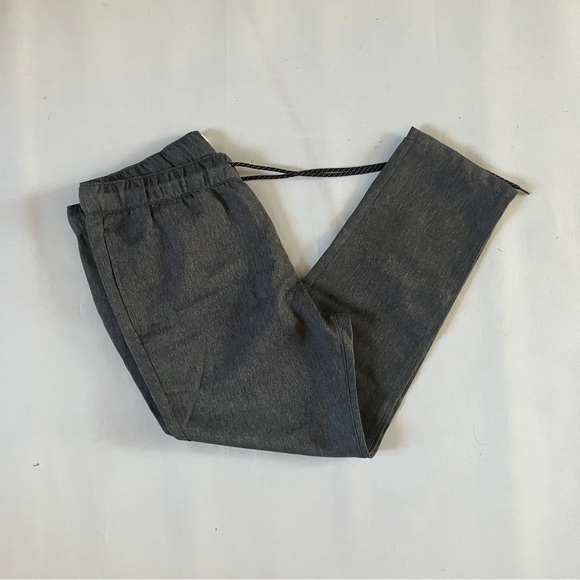 NEW PACSUN RELAXED CROPPED PANTS SIZE L DARK GRAY CASUAL FIT DRAWSTRING - Picture 1 of 5